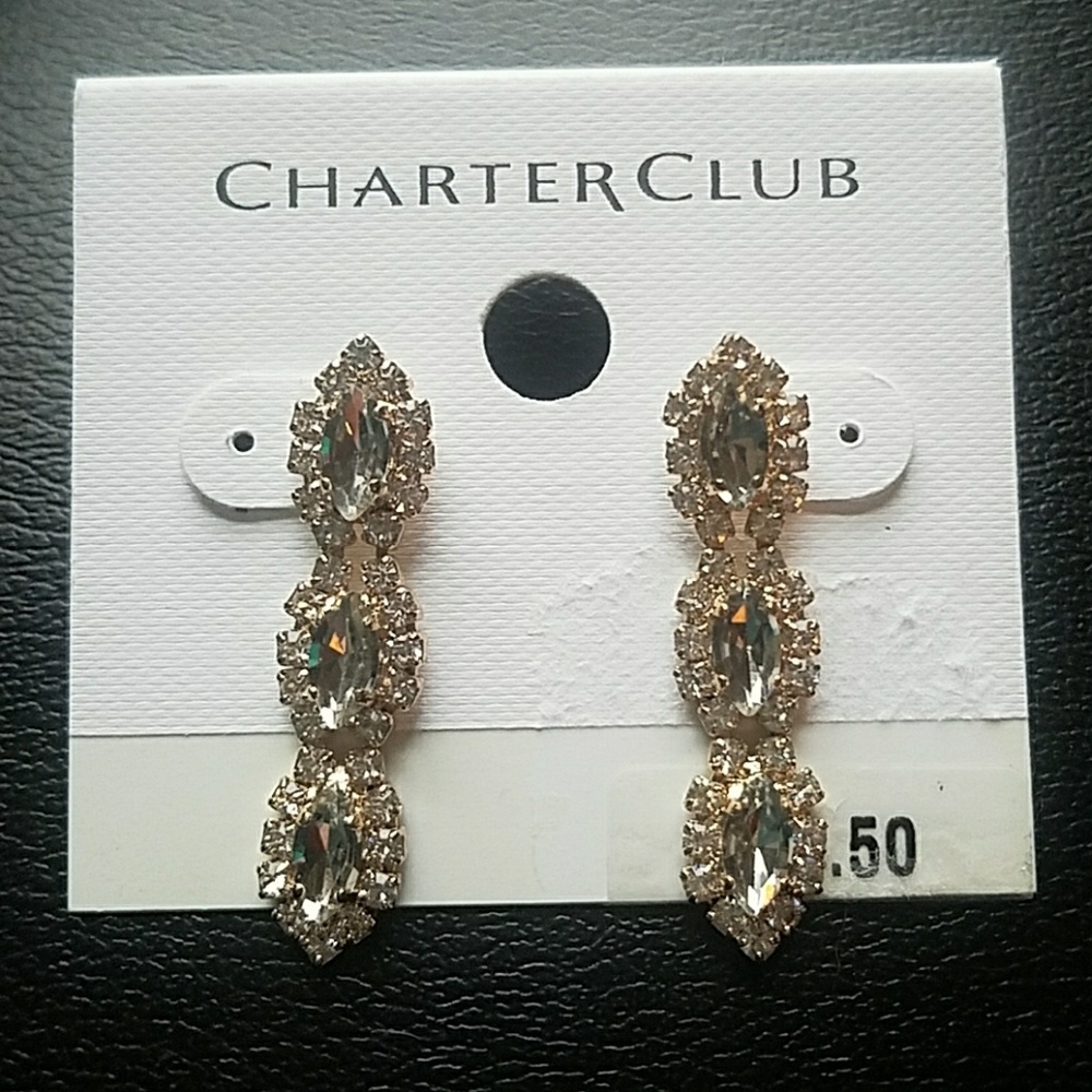 Elegant earrings